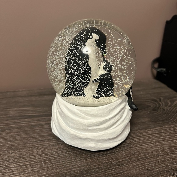 penguin decorative snow globe - Picture 1 of 3